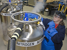 Monitoring liquid nitrogen