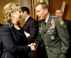 clinton petraeus