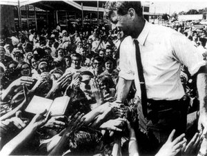 RFK and crowd