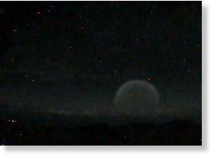 Click to enlarge Bubble seen over Hawaii2