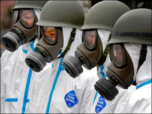 Click to enlarge Members of Japan Self-Defense Force