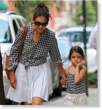 tom cruise and katie holmes daughter suri: Katie Holmes with daughter