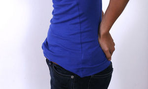 Woman_with_back_ache_010.jpg
