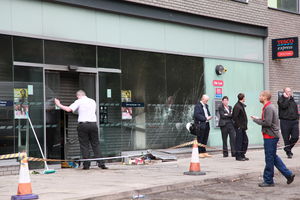 Liverpool_Riots_2011_looted_Te.jpg