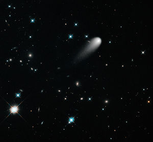 comet_ison_galaxies_hubble.jpg