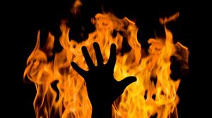 hand_fire_shutterstock_9331514.jpg