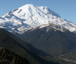 709px_Mount_Rainier_5917s.jpg