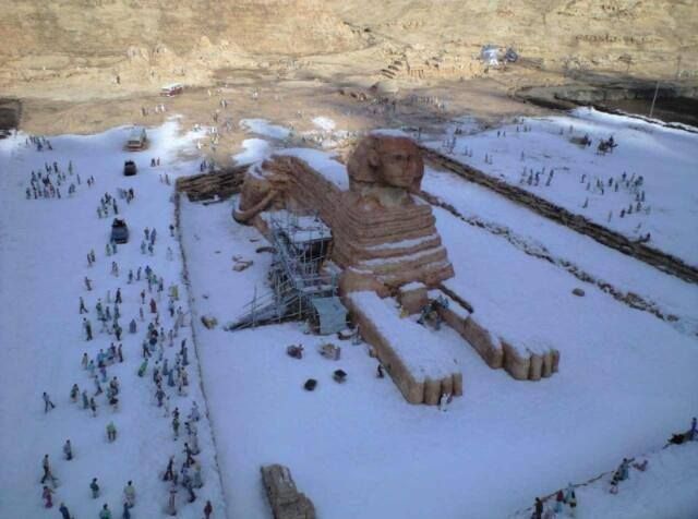 snow_sphinx.jpg