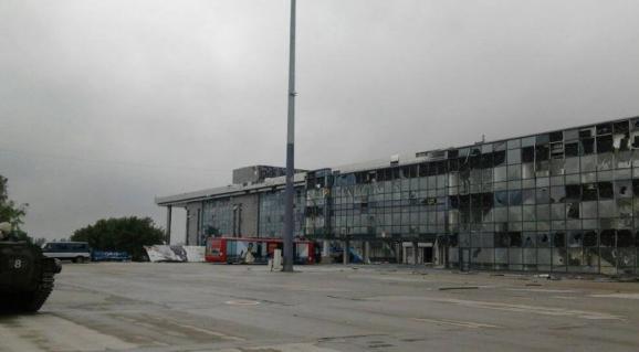Click to enlarge Donetsk airport