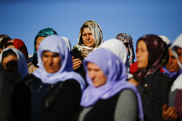 Kurdish women in mourning