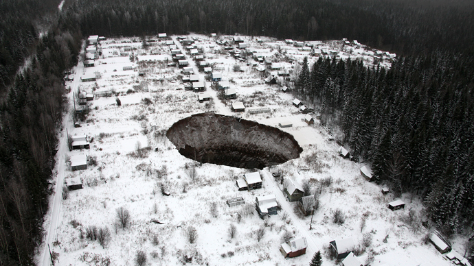Click to enlarge urulkali sinkhole