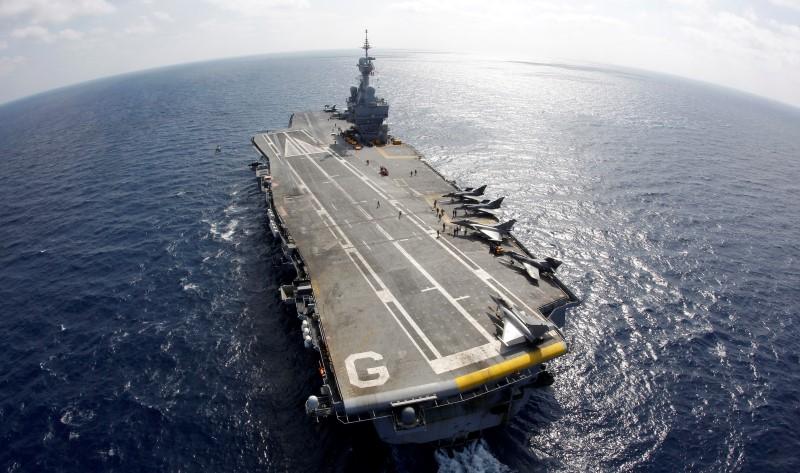 Click to enlarge jet carrier