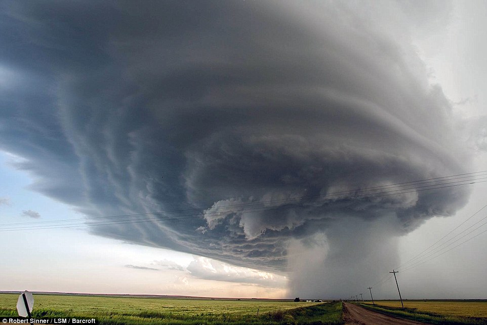supercell storm in Kansas