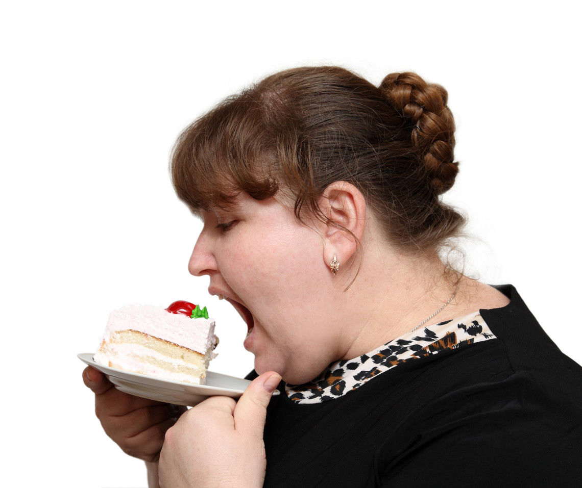 l figure eating cake