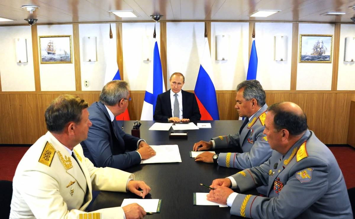Click to enlarge Putin Russia military