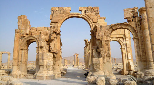 Isis Palmyra arch