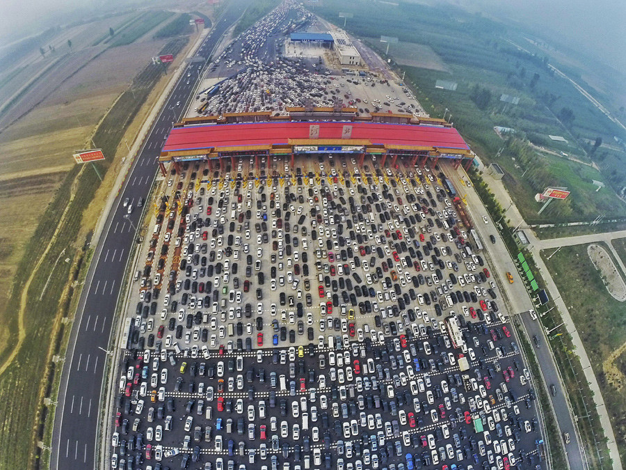 Click to enlarge China traffic jam