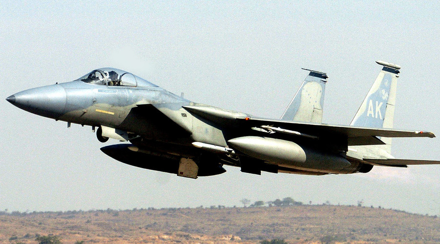 A US Air Force F-15 C fighter aircraft