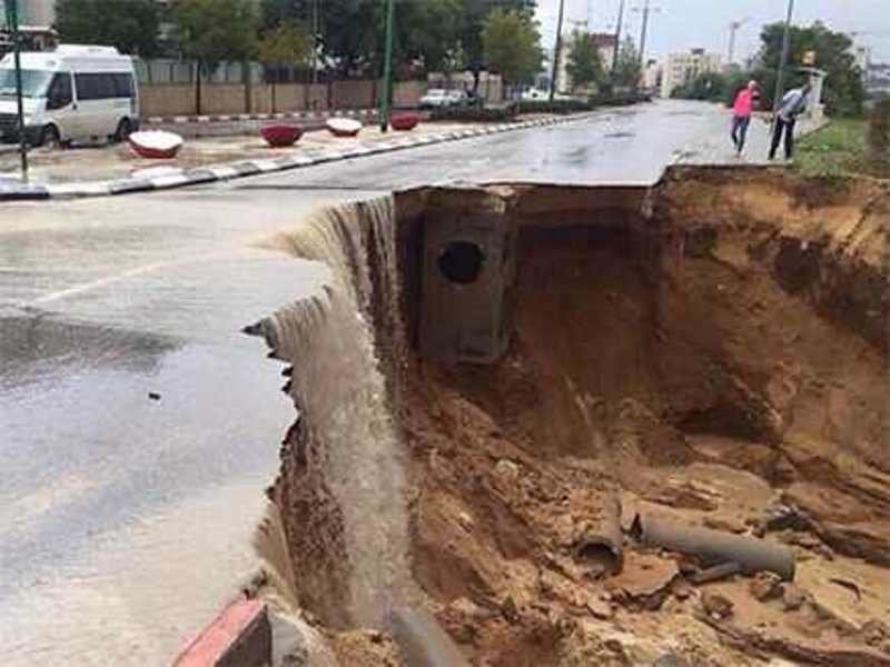 deluge causes Ashkelon street collapse