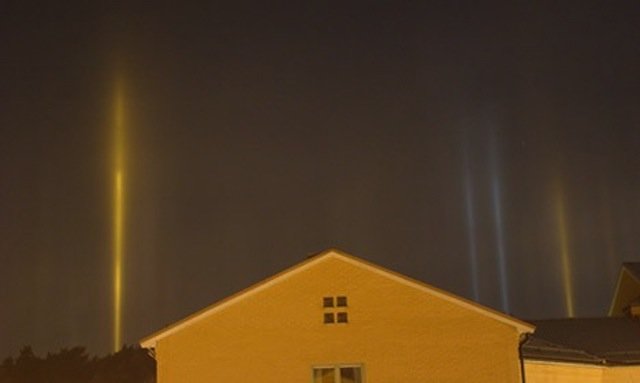 Stockholm light pillars