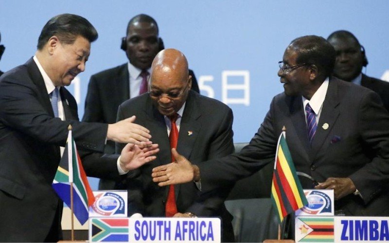 Xi and African delegation