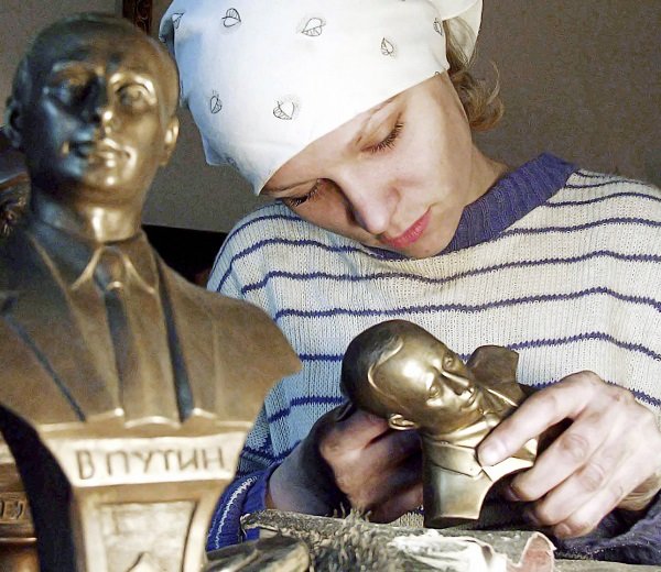 Bronze Putin sculpture