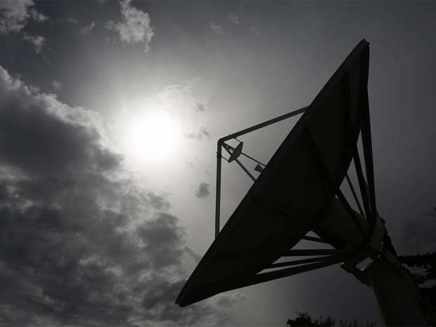 Click to enlarge Radio telescope
