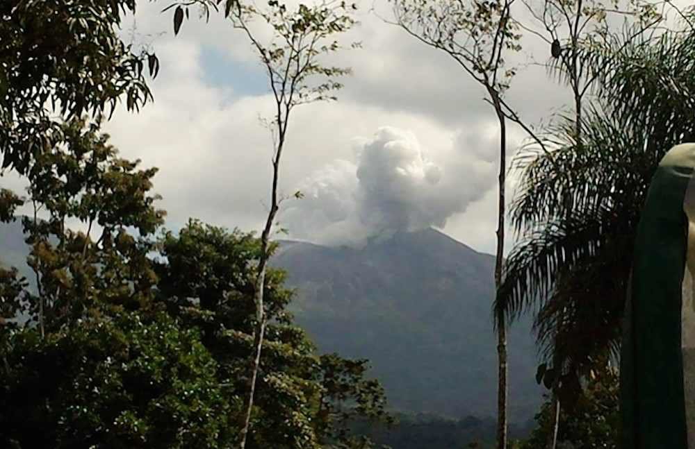 Costa Rica volcano erupts