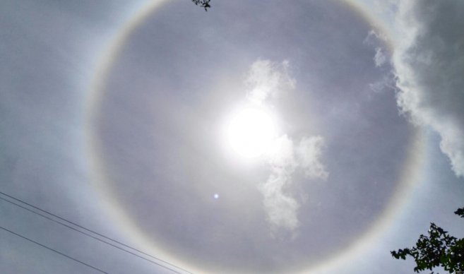 Click to enlarge Sun halo in Paraguay