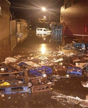 Click to enlarge floods Durban