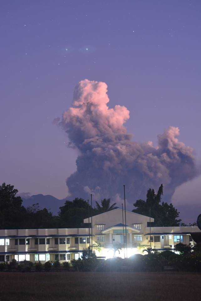 Click to enlarge Kanlaon Volcano erupts