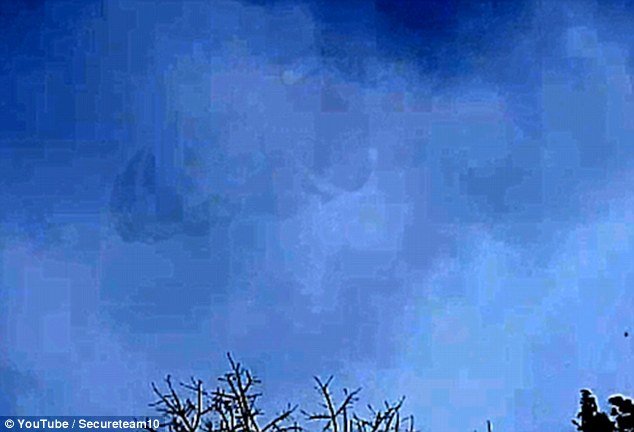 Click to enlarge cloaked ufo 3