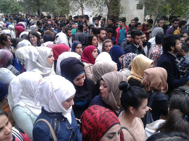 Click to enlarge Students from Damascus University
