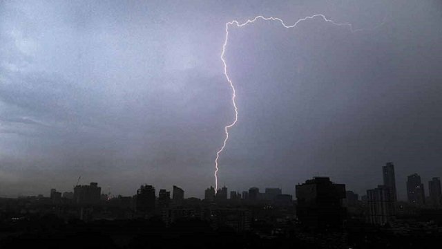  Eight persons suffered burn injuries due to lightning strikes (File Photo)