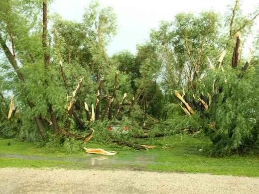 Manitoba tornado damage