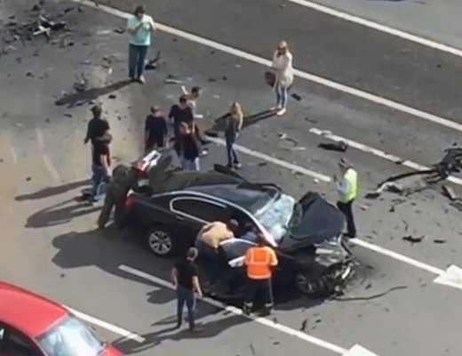 Did someone just send a message? "Putin's favorite chauffer" killed driving Presidential limo - Oncoming speeding car careens into it (VIDEO)