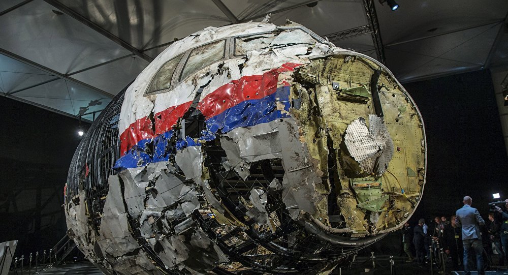 MH17 cockpit damage reconstruction