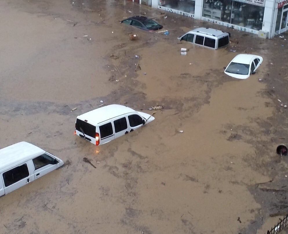 Flooding in Beşikdüzü, Turkey
