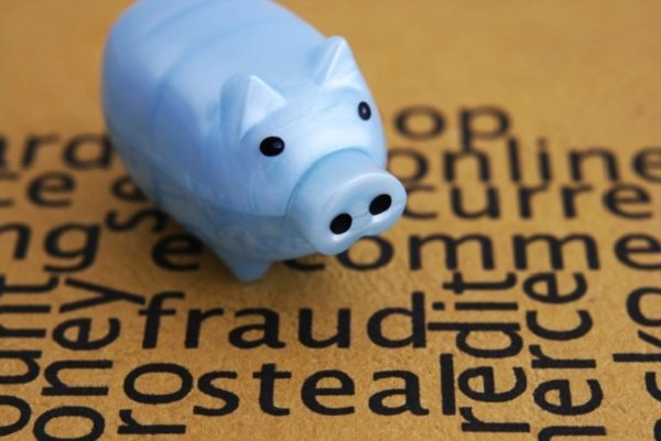 Click to enlarge Bank fraudelent profits graphic