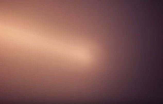 Click to enlarge flashing lights over Pacific