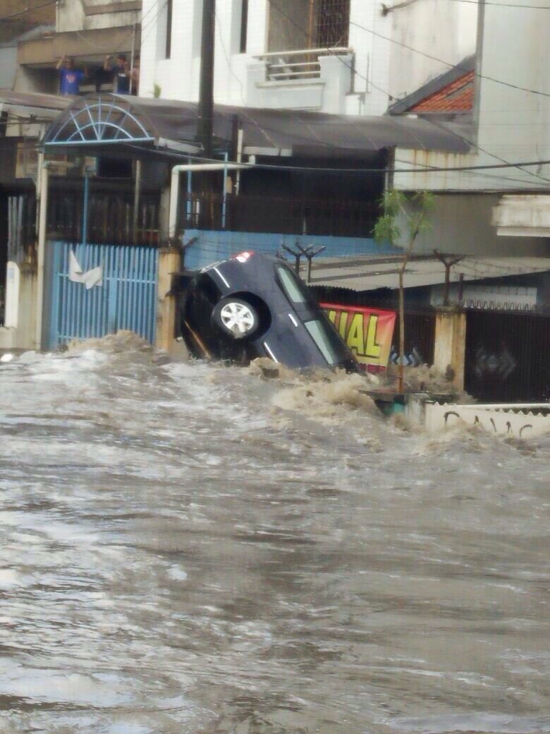 Floods in Bandung, West Java, 24 October 2016