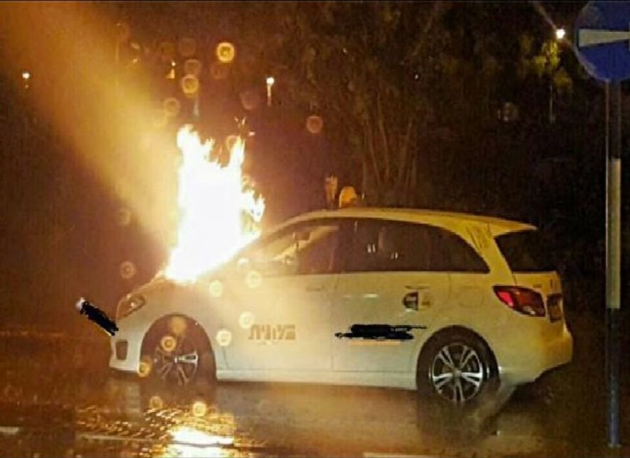 A car struck by a lightning in Eilat, Israel, October 27, 2016.