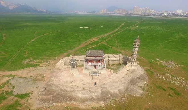 Click to enlarge Lake dried up