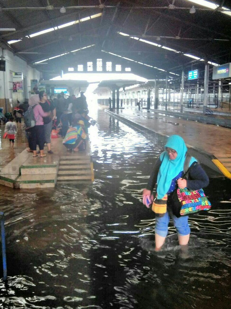 Flooded station