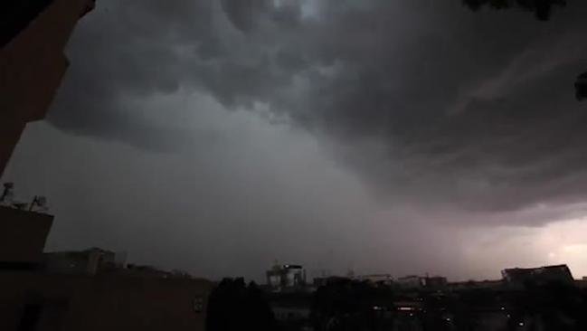 Thousands without power after southeast Queensland storm
