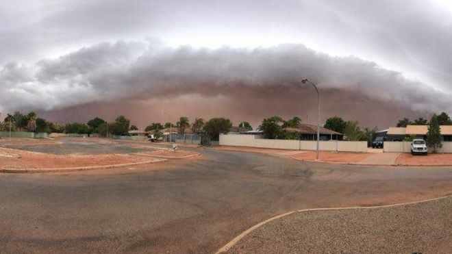 Australia dust cloud