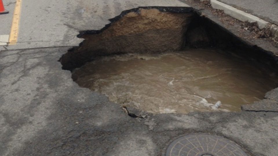 Click to enlarge Toronto sinkhole