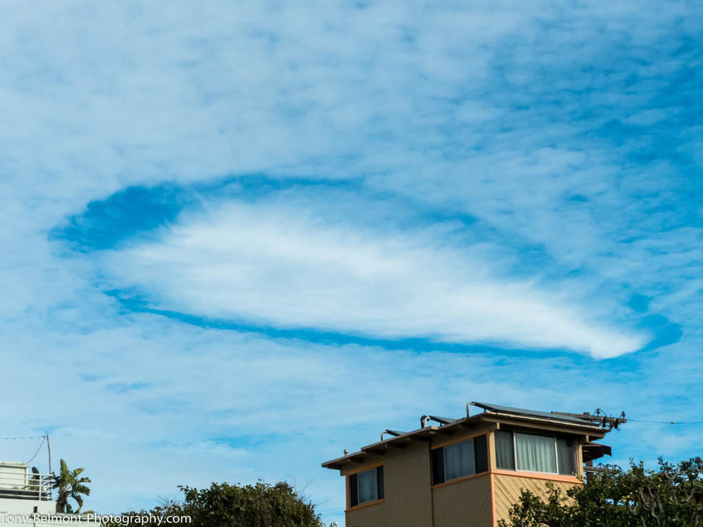 Hole punch cloud in SoCal