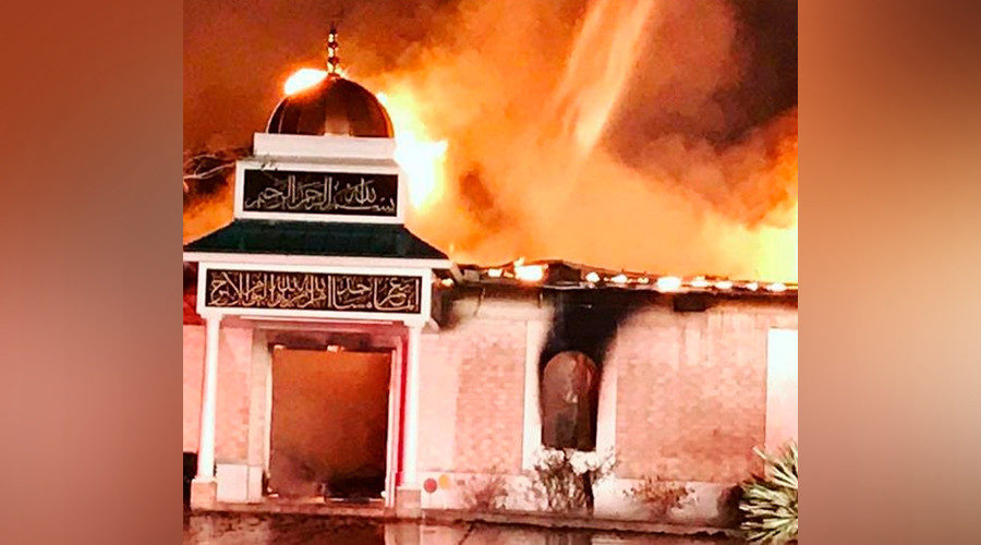 Texas mosque destroyed in blaze