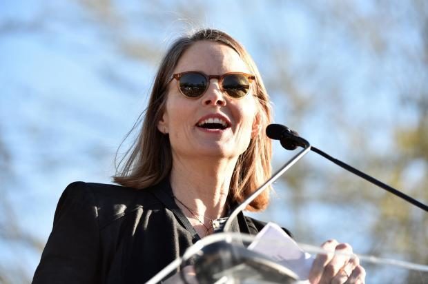 Jodie Foster leads anti-Trump protest ahead of Oscars. Her $11.7M mansion is home to how many refugees?